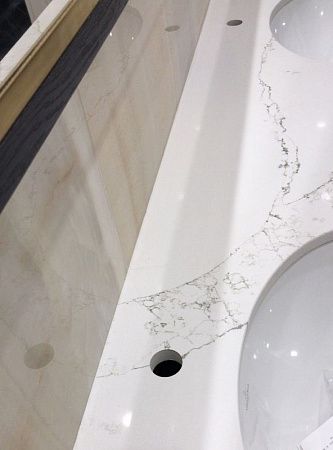 Столешница в ванную с двумя раковинами Etna quartz